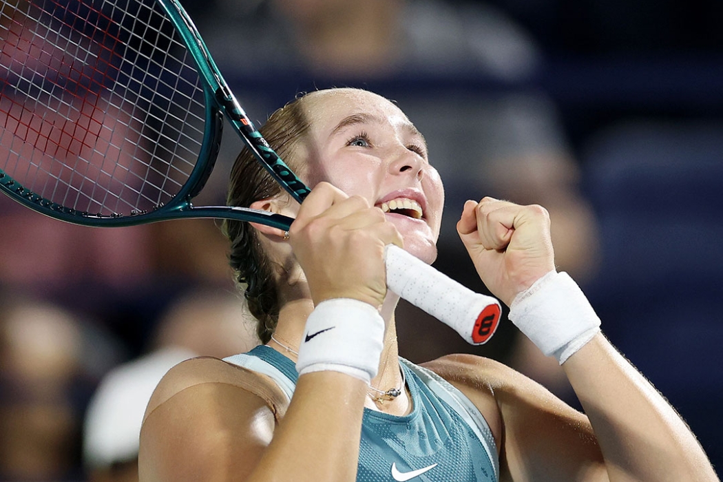 Mirra Andreeva celebrates her victory at the WTA 1000 event in Dubai
